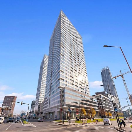 Panorama City Apartment In Downtown Area With Free Parking And Castle View Bratislava Buitenkant foto